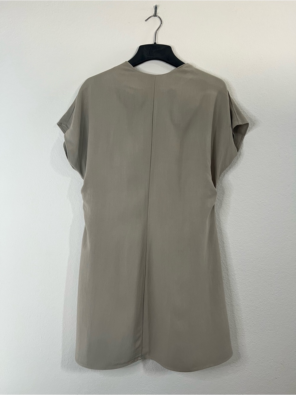 H&M Taupe Short Sleeve Shift Dress